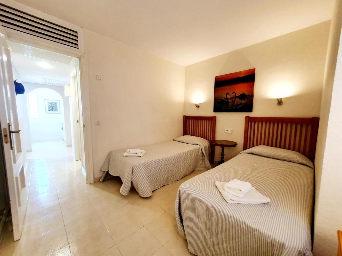 Marina Tower Lägenhet Fuengirola Exteriör bild