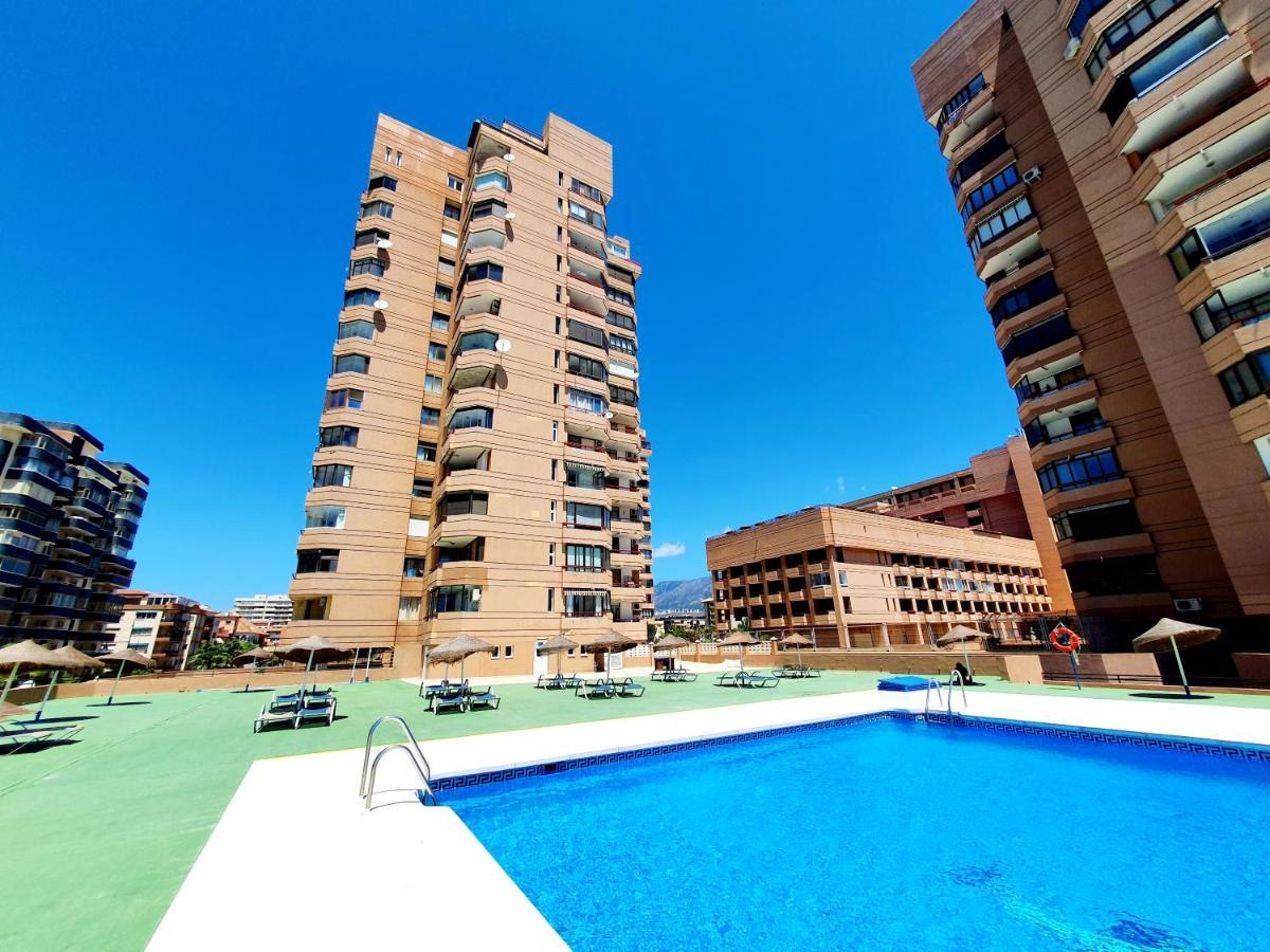 Marina Tower Lägenhet Fuengirola Exteriör bild