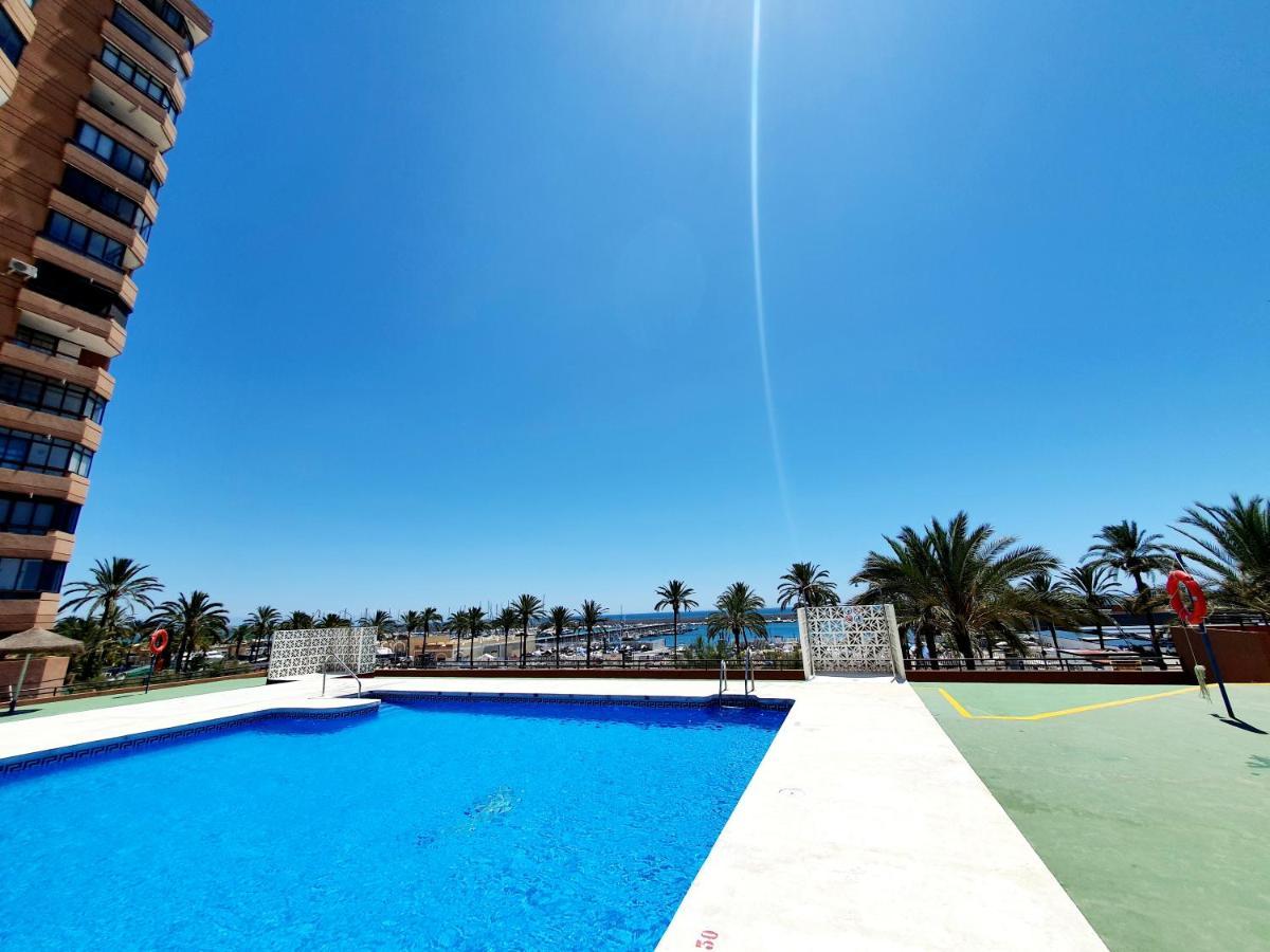 Marina Tower Lägenhet Fuengirola Exteriör bild