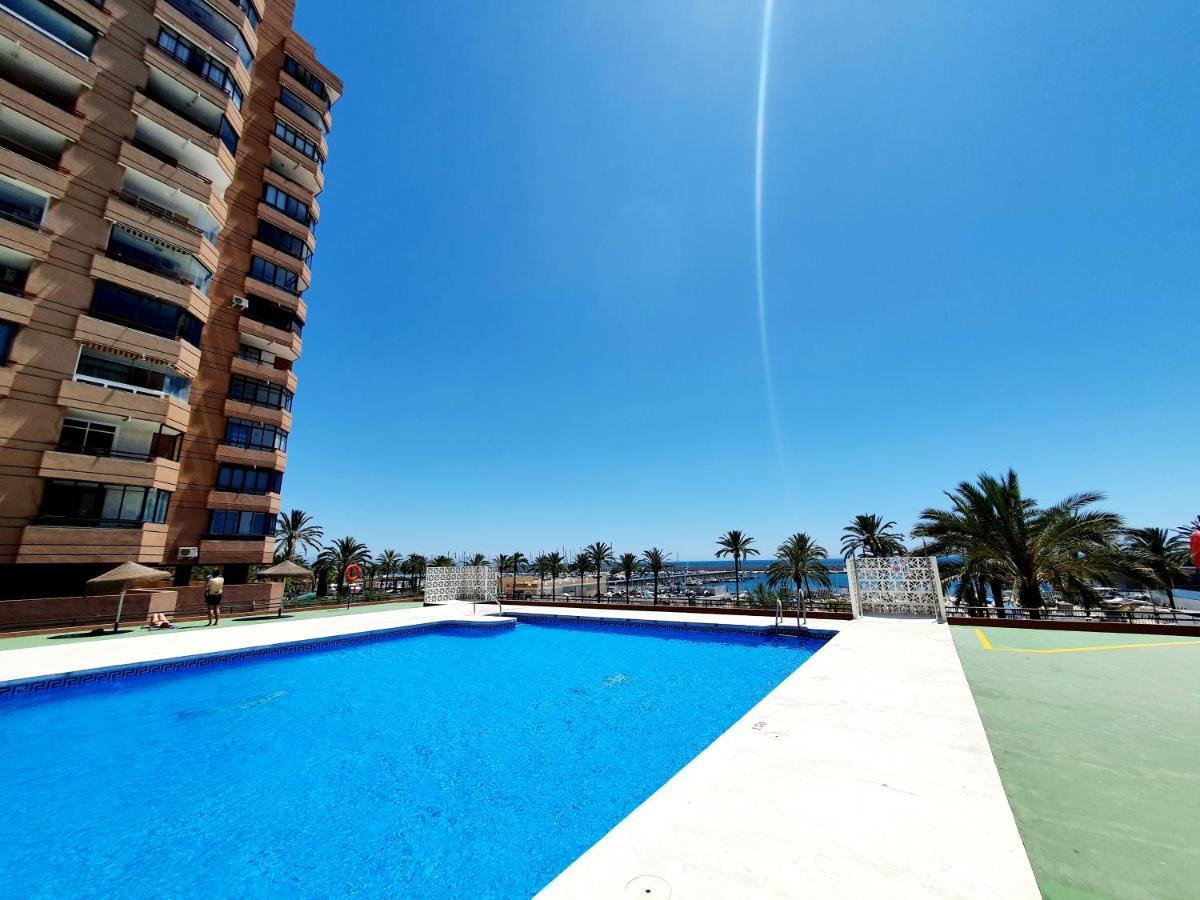 Marina Tower Lägenhet Fuengirola Exteriör bild