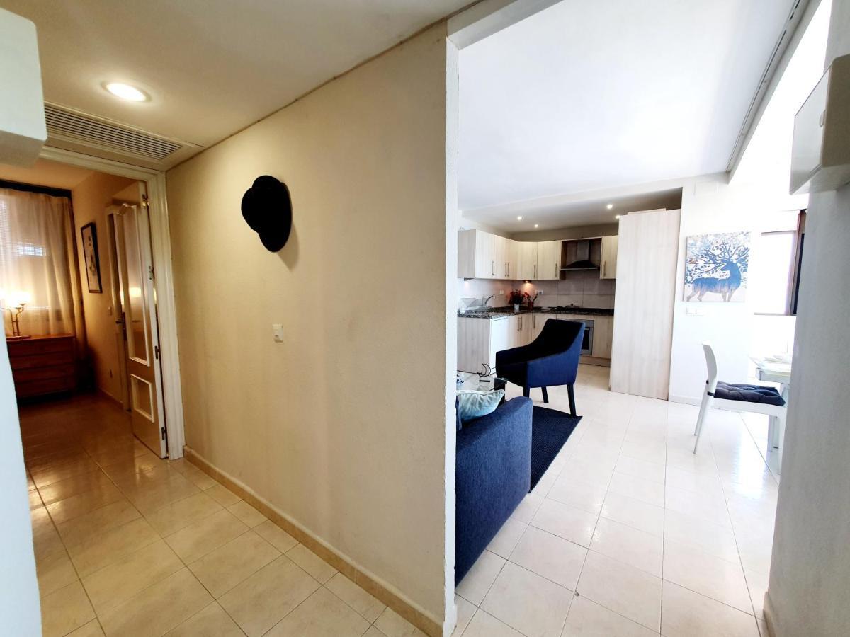 Marina Tower Lägenhet Fuengirola Exteriör bild