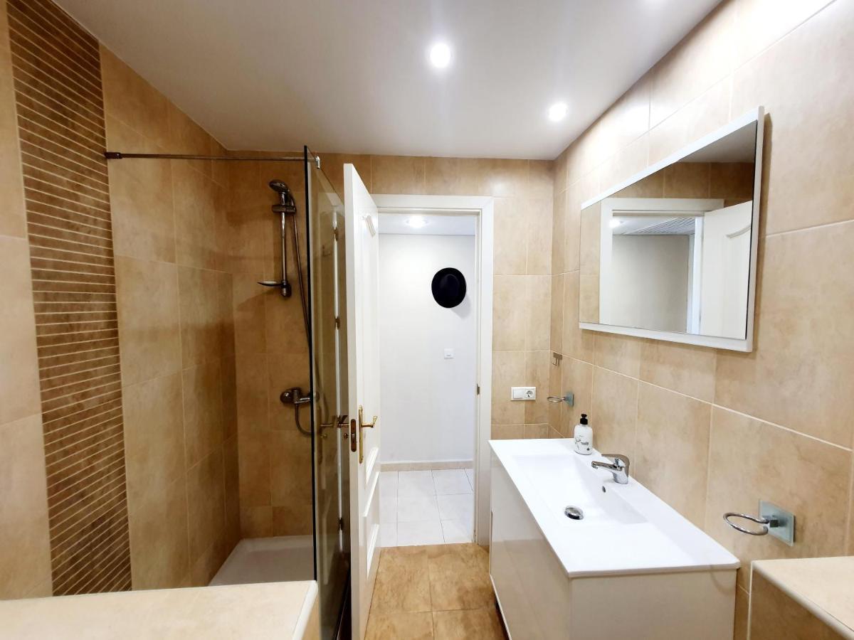 Marina Tower Lägenhet Fuengirola Exteriör bild
